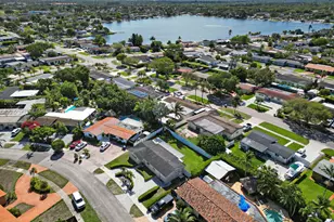 8530 NW 179th St, Hialeah, FL 33015 - Photo 3