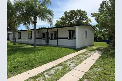 260 NE 42nd Ct, Deerfield Beach, FL 33064 - Photo 1
