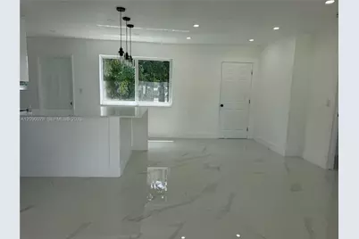 260 NE 42nd Ct, Deerfield Beach, FL 33064 - Photo 3