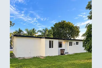 260 NE 42nd Ct, Deerfield Beach, FL 33064 - Photo 21
