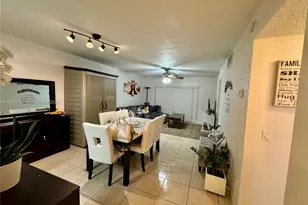 2491 SW 82nd Ave, Davie, FL 33324 - Photo 3