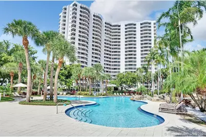 3300 NE 191 St #504, Aventura, FL 33180 - Photo 1