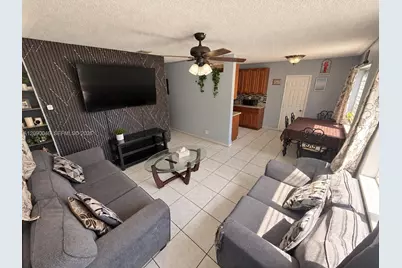 5871 NW 41st Ter, North Lauderdale, FL 33319 - Photo 7