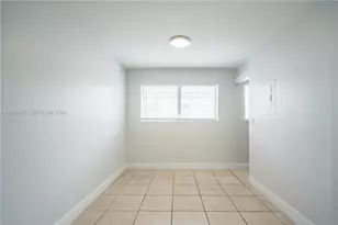 7931 East Dr, North Bay Village, FL 33141 - Photo 9