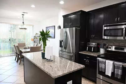 7722 SW 52nd Pl, Davie, FL 33328 - Photo 11