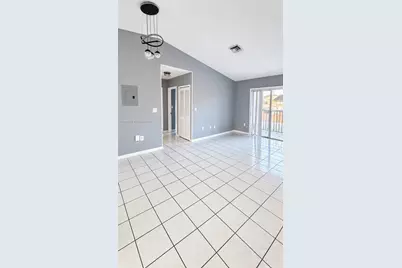 5800 W 18th Ln #205, Hialeah, FL 33012 - Photo 3