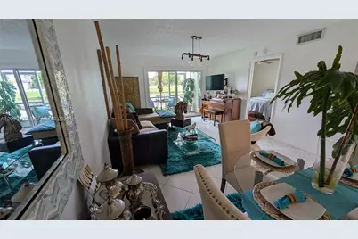 211 SW 113th Way #211, Pembroke Pines, FL 33025 - Photo 9