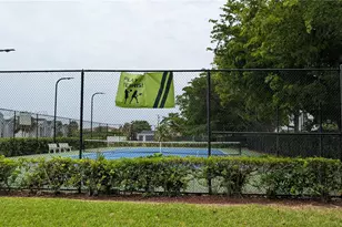 211 SW 113th Way, Pembroke Pines, FL 33025 - Photo 59