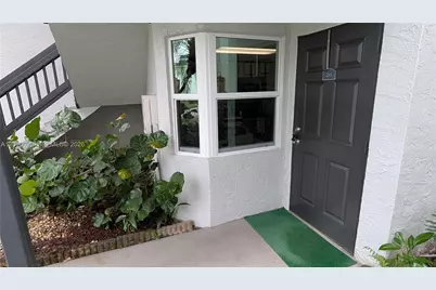 211 SW 113th Way #211, Pembroke Pines, FL 33025 - Photo 3