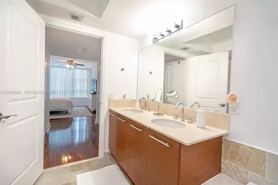 2641 N Flamingo Rd #1603N, Sunrise, FL 33323 - Photo 9