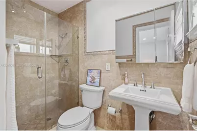 7311 Sabal Dr, Miami Lakes, FL 33014 - Photo 19