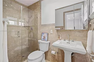 7311 Sabal Dr, Miami Lakes, FL 33014 - Photo 19