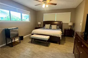 8800 SW 151st St, Palmetto Bay, FL 33176 - Photo 3