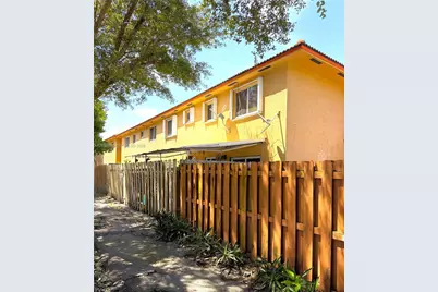 17302 NW 74th Ave #101, Hialeah, FL 33015 - Photo 25