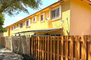 17302 NW 74th Ave, Hialeah, FL 33015 - Photo 25