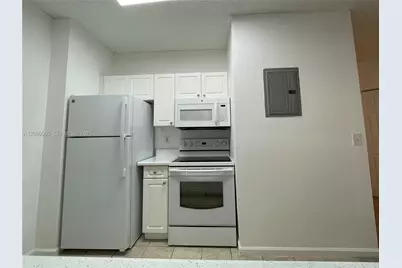 17125 N Bay Rd #3213, Sunny Isles Beach, FL 33160 - Photo 3