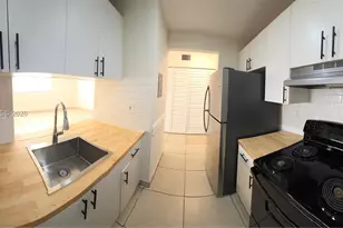 19600 SW 110th Ct, Cutler Bay, FL 33157 - Photo 15