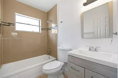 2033 Dewey St, Hollywood, FL 33020 - Photo 19