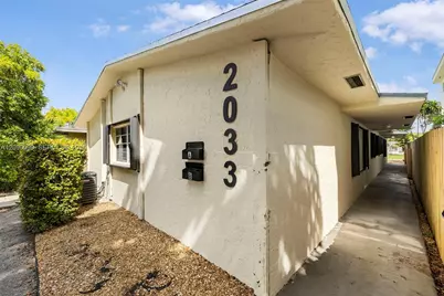 2033 Dewey St, Hollywood, FL 33020 - Photo 5