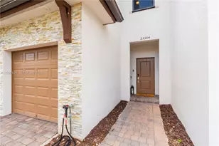 25304 SW 108th Ave, Homestead, FL 33032 - Photo 3