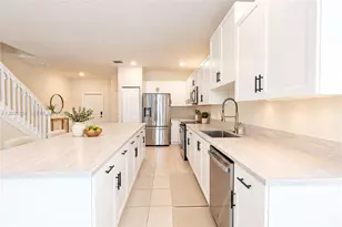 25304 SW 108th Ave, Homestead, FL 33032 - Photo 9