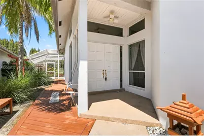 173 Orange Tree Dr, Atlantis, FL 33462 - Photo 5