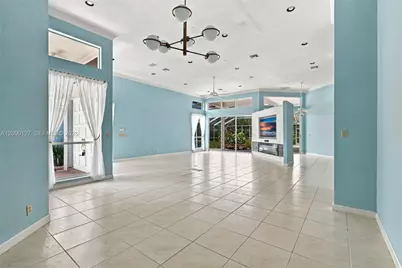 173 Orange Tree Dr, Atlantis, FL 33462 - Photo 15