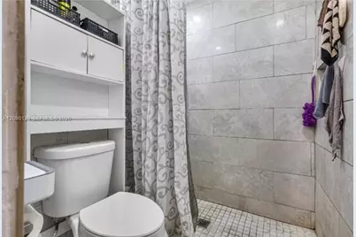 281 SW 83rd Ave, North Lauderdale, FL 33068 - Photo 17