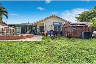 281 SW 83rd Ave, North Lauderdale, FL 33068 - Photo 25