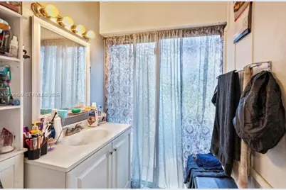 281 SW 83rd Ave, North Lauderdale, FL 33068 - Photo 19