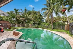 281 SW 83rd Ave, North Lauderdale, FL 33068 - Photo 25