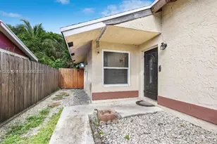 281 SW 83rd Ave, North Lauderdale, FL 33068 - Photo 1