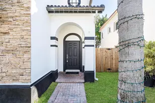 16350 SW 50th Terrace, Miami, FL 33185 - Photo 3