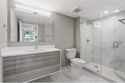 1155 Brickell Bay Dr #704, Miami, FL 33131 - Photo 11