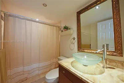 2016 Bay Dr #201, Miami Beach, FL 33141 - Photo 15