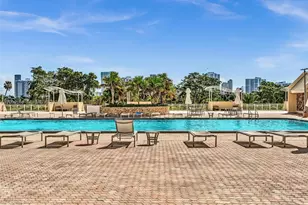 20379 W Country Club Dr, Aventura, FL 33180 - Photo 25
