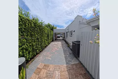 228 NW 58th Ct, Miami, FL 33126 - Photo 5