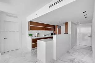 6801 Collins Ave, Miami Beach, FL 33141 - Photo 3