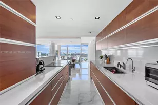 6801 Collins Ave, Miami Beach, FL 33141 - Photo 11