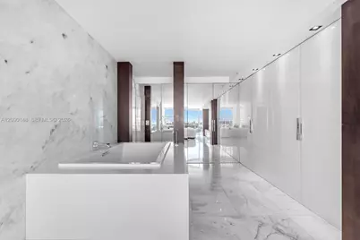 6801 Collins Ave #LPH12 (Door LPH01), Miami Beach, FL 33141 - Photo 23