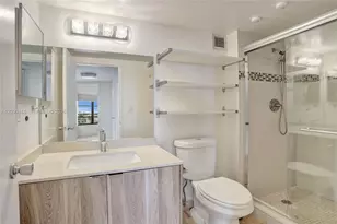 500 Three Islands Blvd, Hallandale Beach, FL 33009 - Photo 25