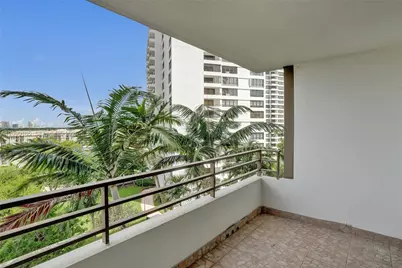 500 Three Islands Blvd #408, Hallandale Beach, FL 33009 - Photo 31