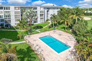 1402 NW 80th Ave, Margate, FL 33063 - Photo 9