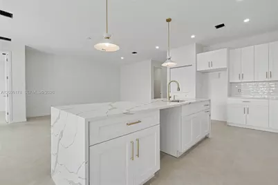2960 NW 24th Ave, Oakland Park, FL 33311 - Photo 9
