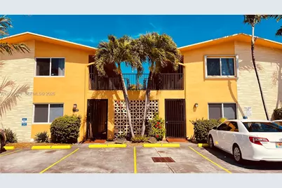 1733 Mayo St #11, Hollywood, FL 33020 - Photo 1
