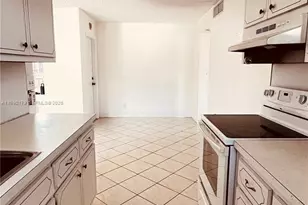 1733 Mayo St, Hollywood, FL 33020 - Photo 9