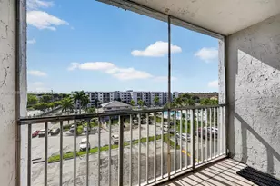 8075 NW 7th St, Miami, FL 33126 - Photo 29