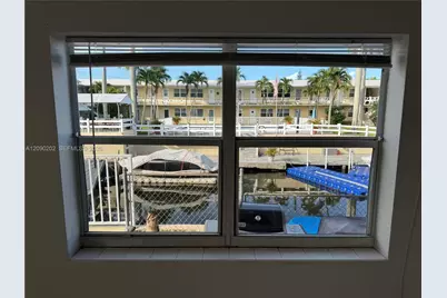 1765 Venice Ln #4E, North Miami, FL 33181 - Photo 1