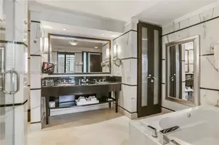 4391 Collins Ave, Miami Beach, FL 33140 - Photo 17