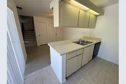 719 Mill Valley Pl #719, West Palm Beach, FL 33409 - Photo 3